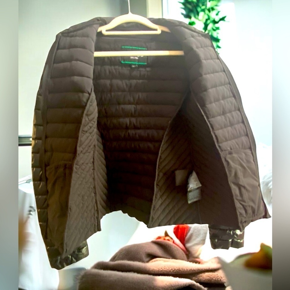SOLD
GUESS brand
Women's SHINY *Vera* Puffer Jacket Black Sz Small technical - Picture 5 of 11